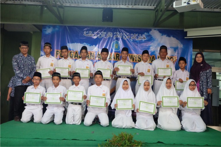 WISUDA TPA-TQA