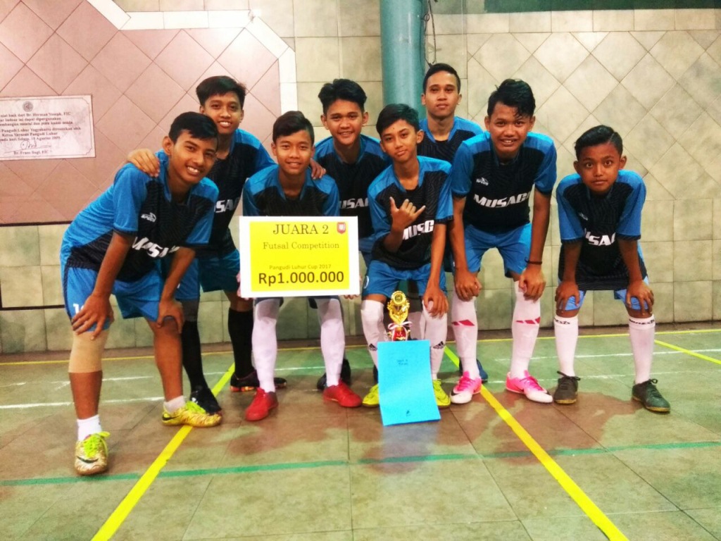 Tim Futsal MUSAGO Juara 2